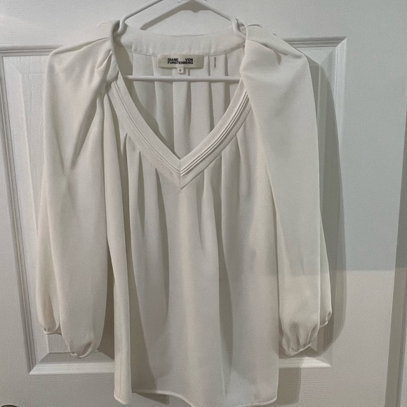 DVF Diane von Furstenberg Blouse (Size 0) - Picture 1 of 3